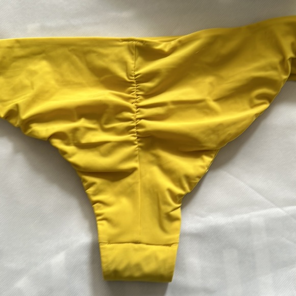 Lululemon Sun Soaker LR Cheeky bottom only Size 10 - Picture 6 of 8